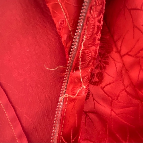 VINTAGE Cheongsam Qipao Mandarin Red Silky Dress - Picture 11 of 15